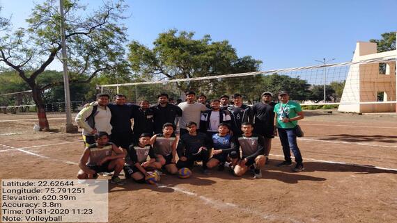 Volleyball team - SCMS Nagpur